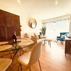  Appartement Bahia Luxurious Apartment, 3 Double Rooms, Free Parking, Terrace, Brand New